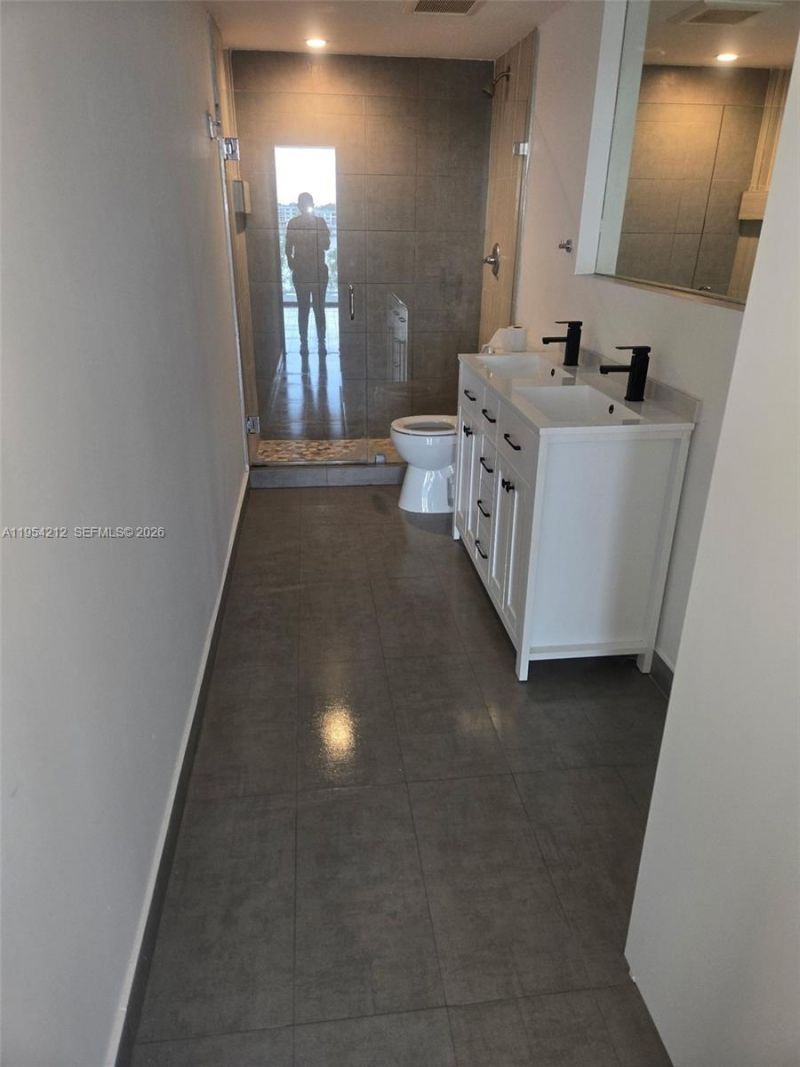 1301 NE Miami Gardens Dr , Unit 314W, Miami, FL 33179 Photo