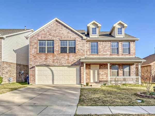 5832 Arena Circle, Fort Worth, TX 76179