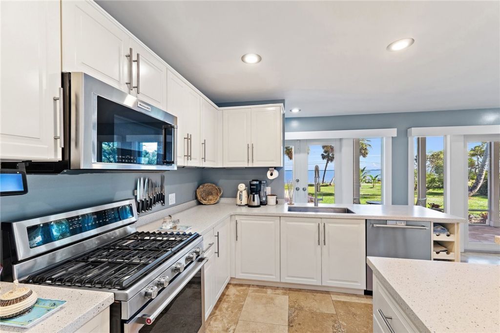 2315 S Indian River Drive, Fort Pierce, FL 34950 Photo