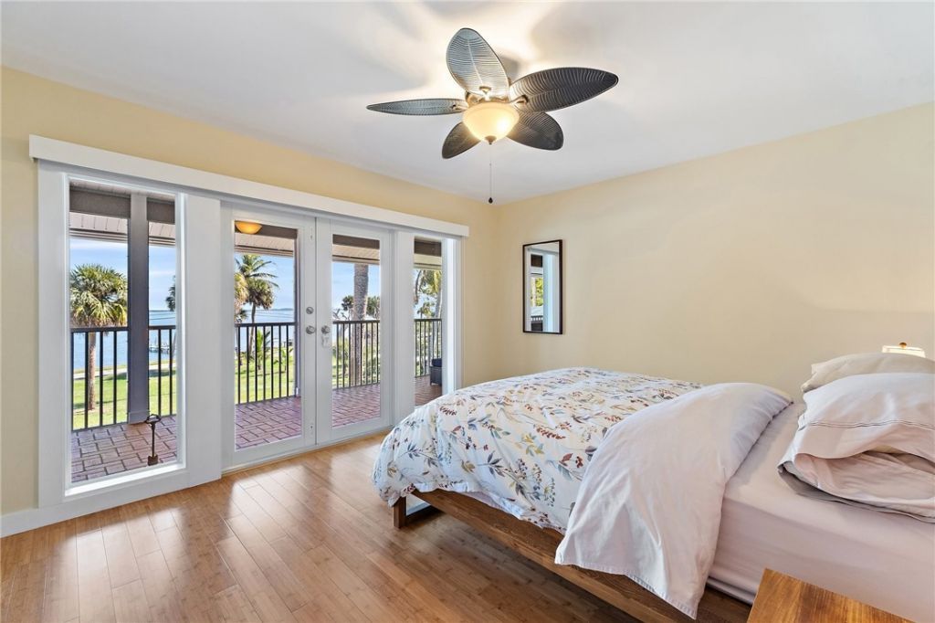 2315 S Indian River Drive, Fort Pierce, FL 34950 Photo