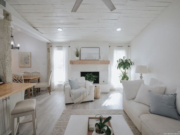 401 Antares, Corpus Christi, TX 78418