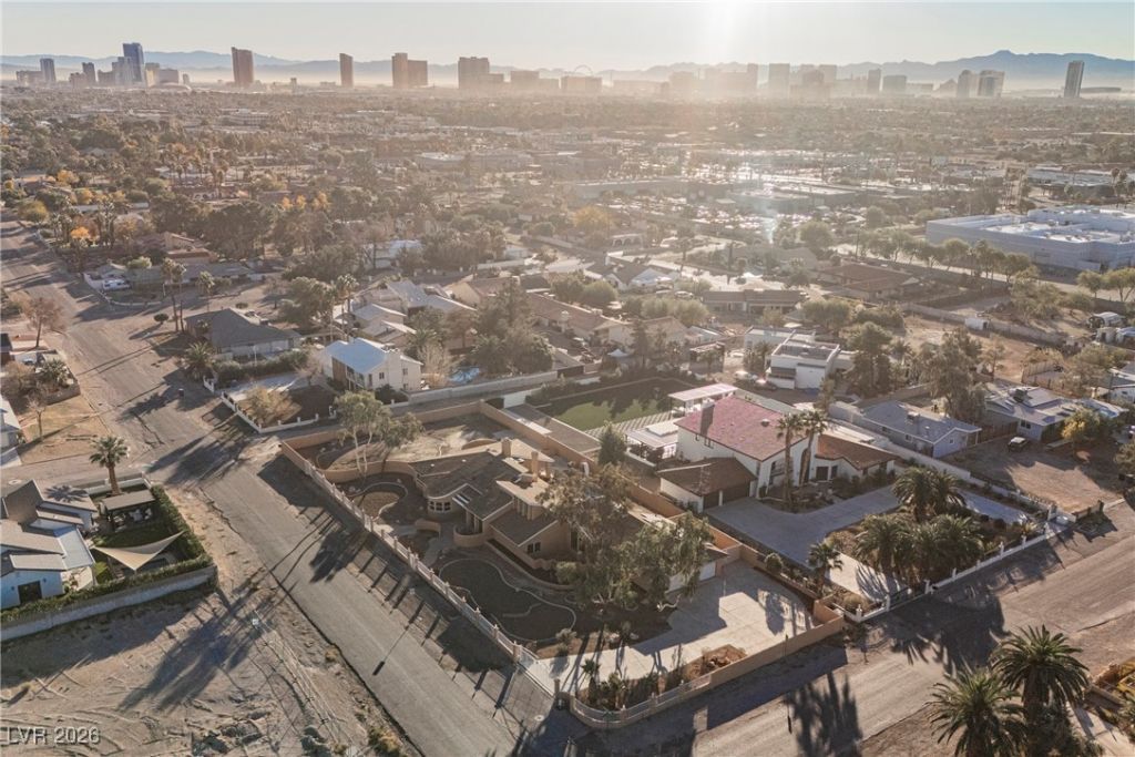 5925 Obannon Drive, Las Vegas, NV 89146 Main Photo