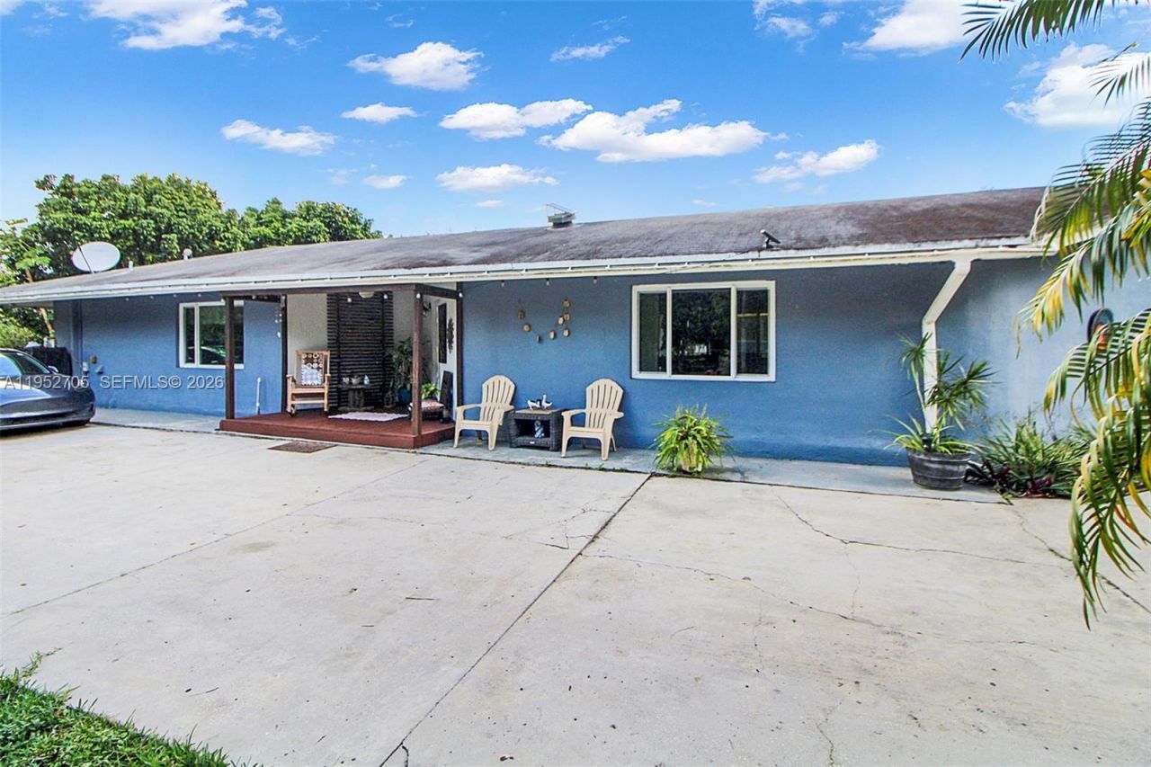 37225 SW 214th Ave, Homestead, FL 33034 Photo