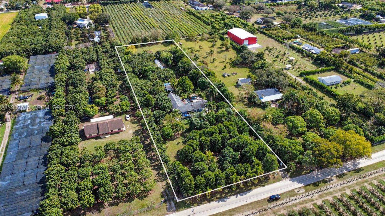 37225 SW 214th Ave, Homestead, FL 33034 Photo