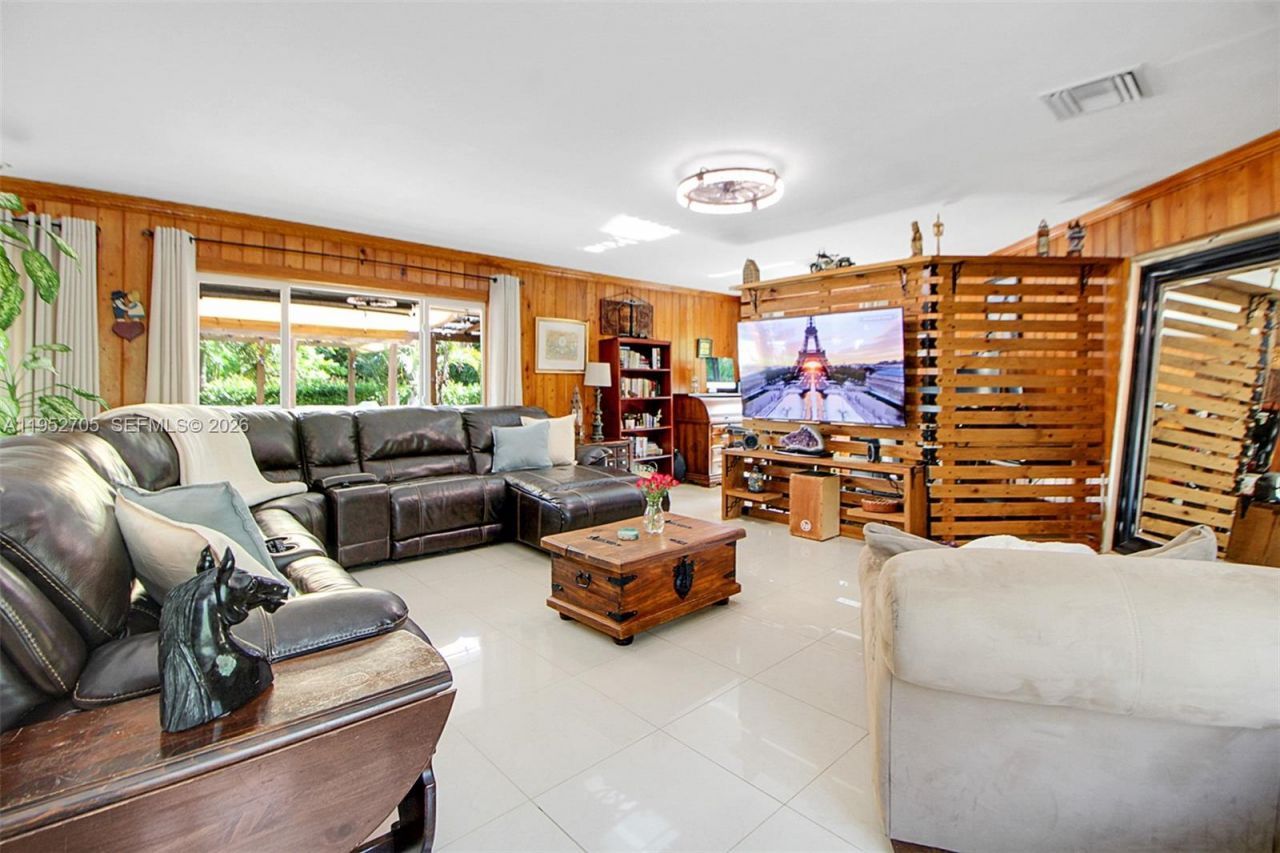 37225 SW 214th Ave, Homestead, FL 33034 Photo