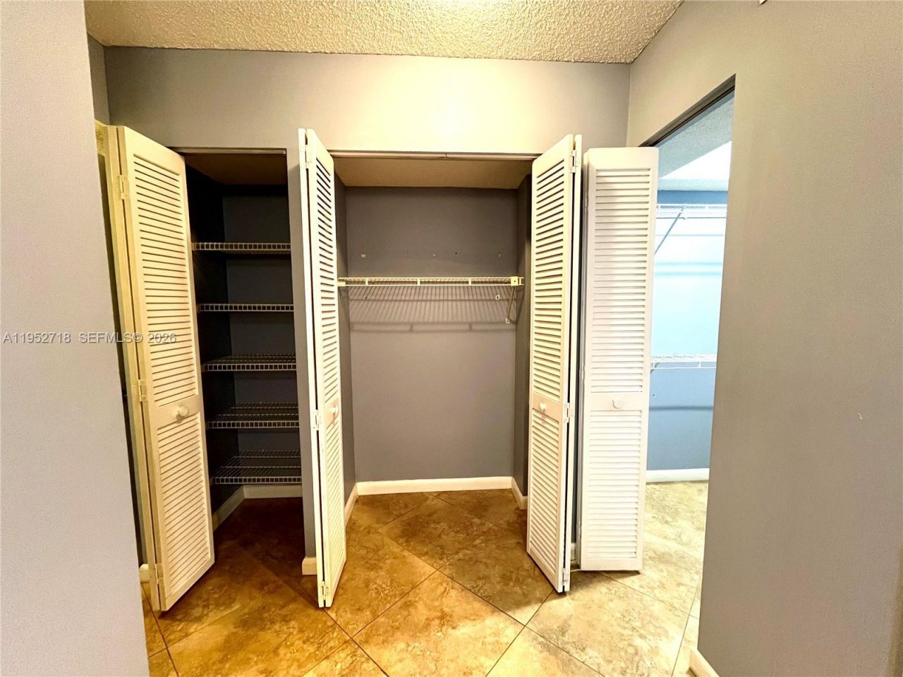 2806 N 46th Ave, Unit D537, Hollywood, FL 33021 Photo