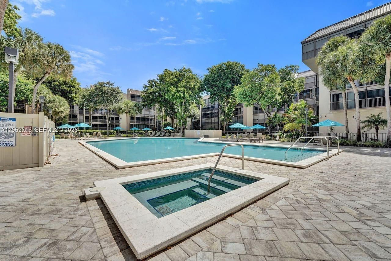 2806 N 46th Ave, Unit D537, Hollywood, FL 33021 Photo