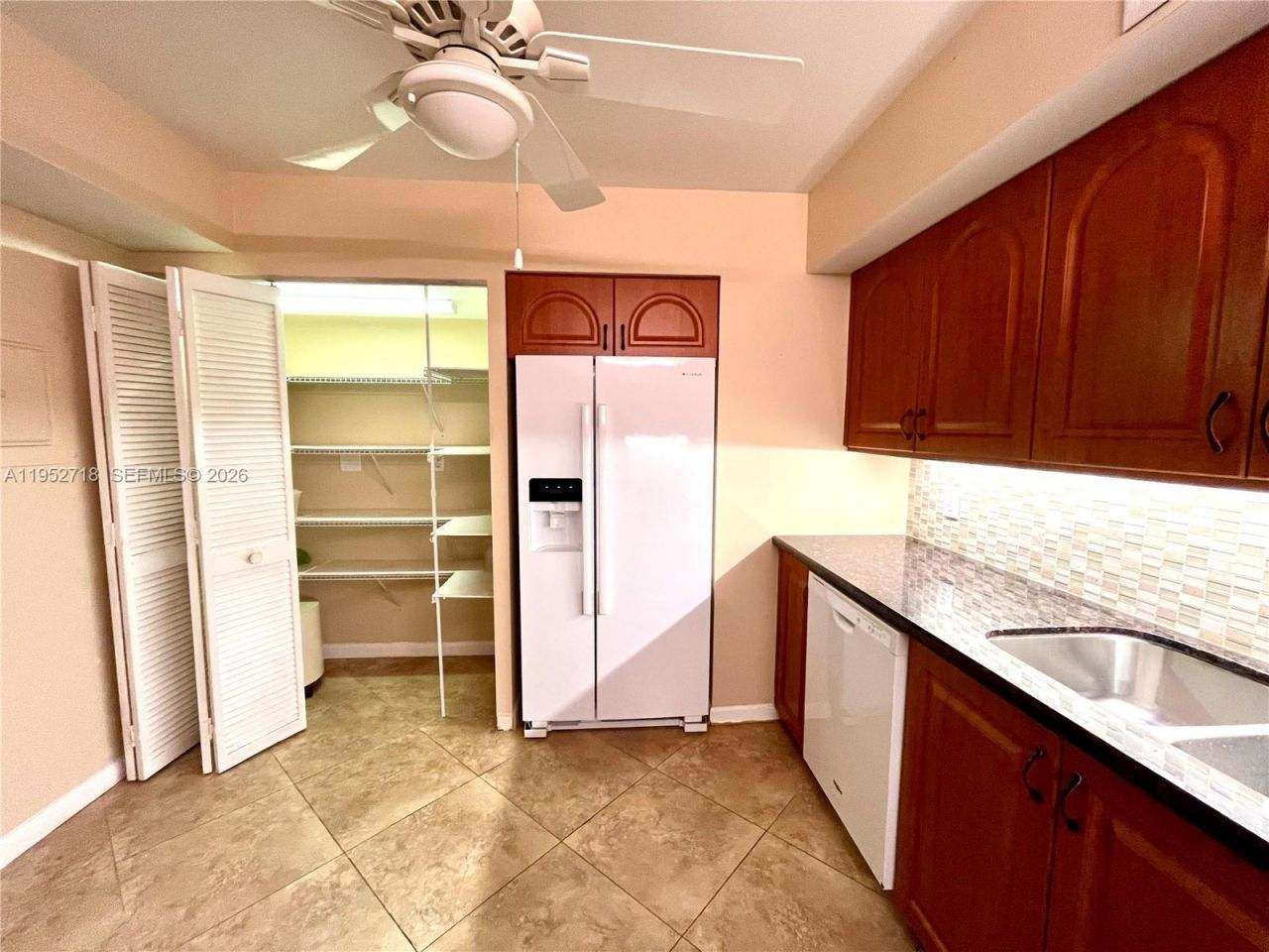 2806 N 46th Ave, Unit D537, Hollywood, FL 33021 Photo
