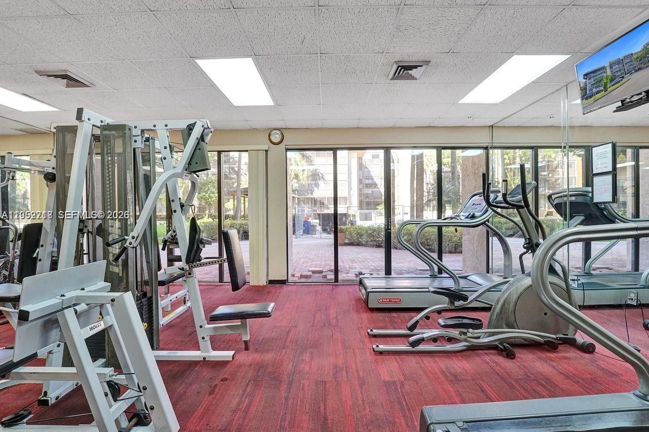 2806 N 46th Ave, Unit D537, Hollywood, FL 33021 Photo
