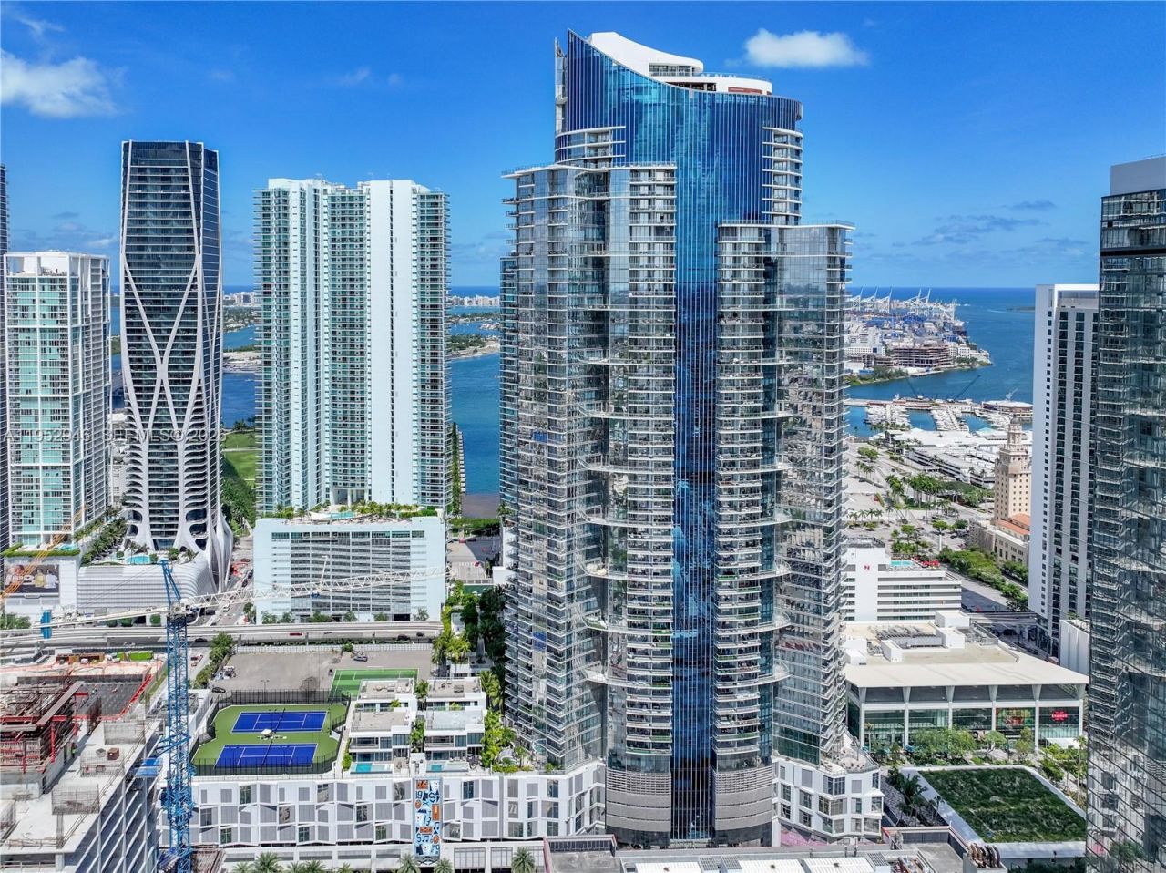 851 NE 1st Avenue , Unit 1409, Miami, FL 33132 Photo