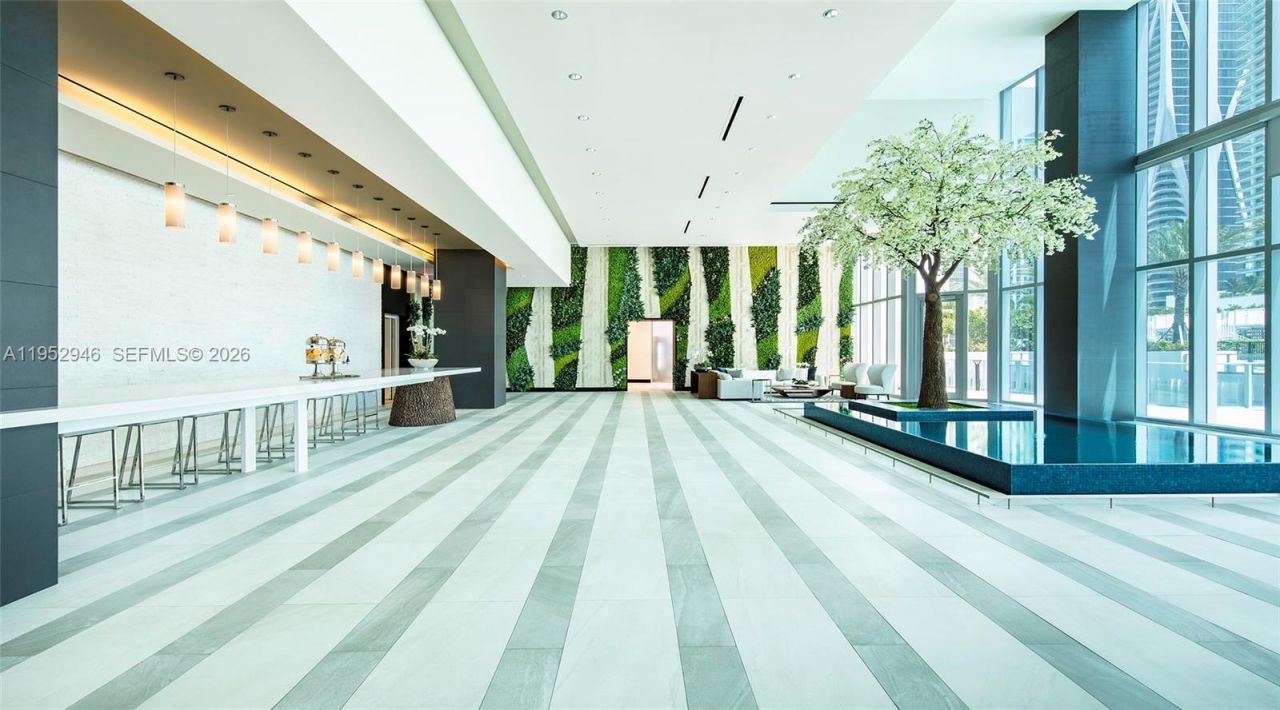 851 NE 1st Avenue , Unit 1409, Miami, FL 33132 Photo