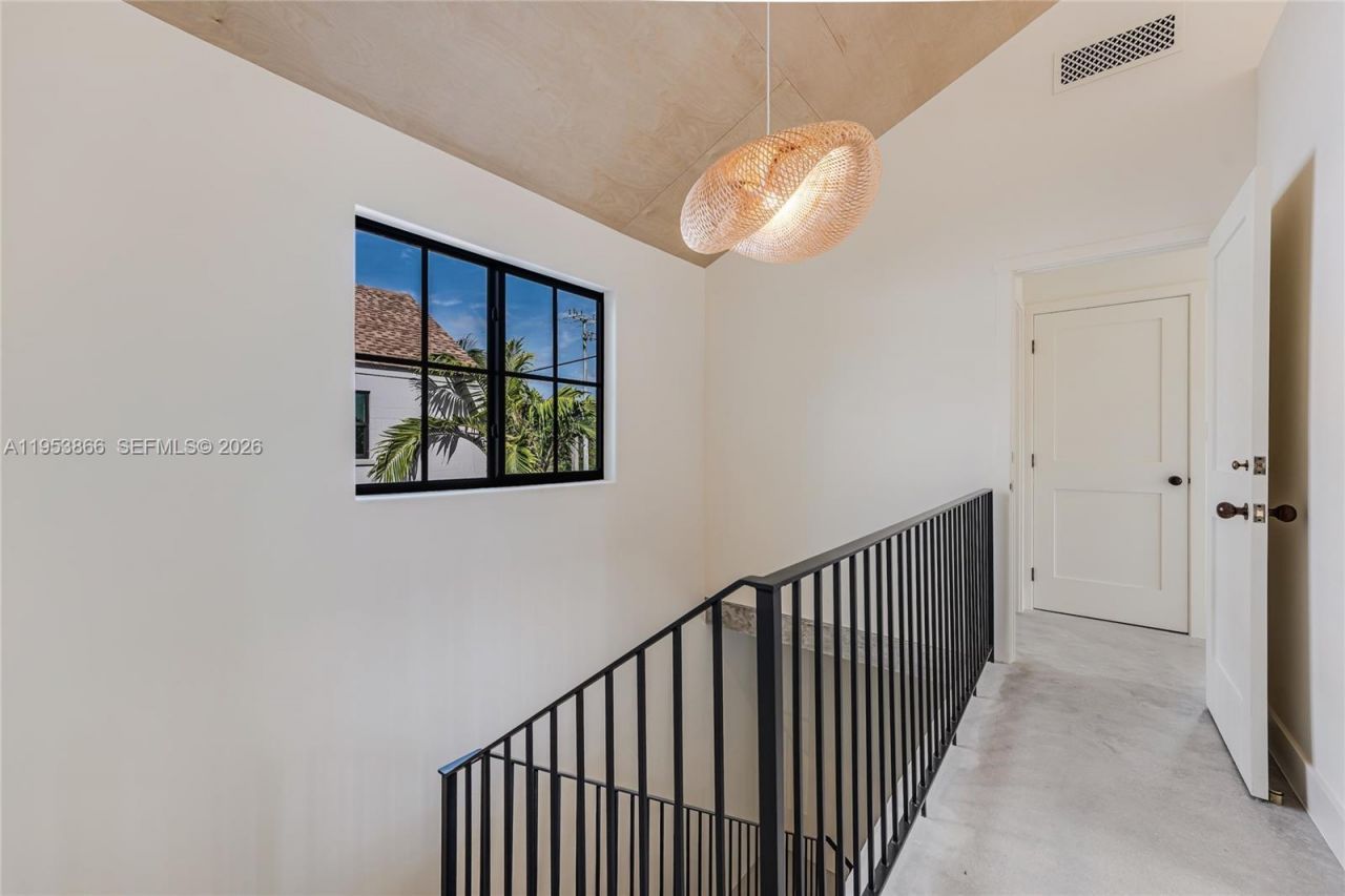 3603 Thomas Ave, Miami, FL 33133 Photo