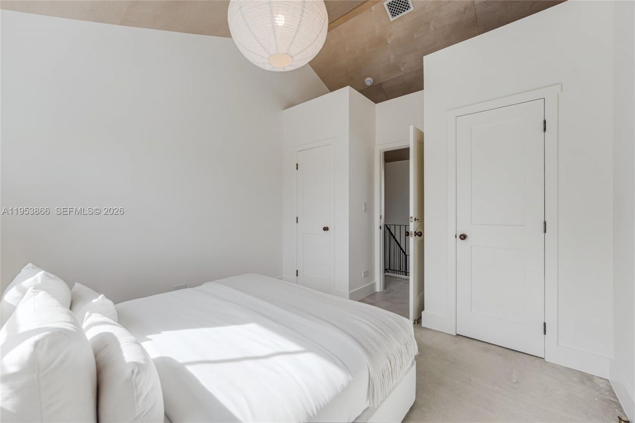 3603 Thomas Ave, Miami, FL 33133 Photo