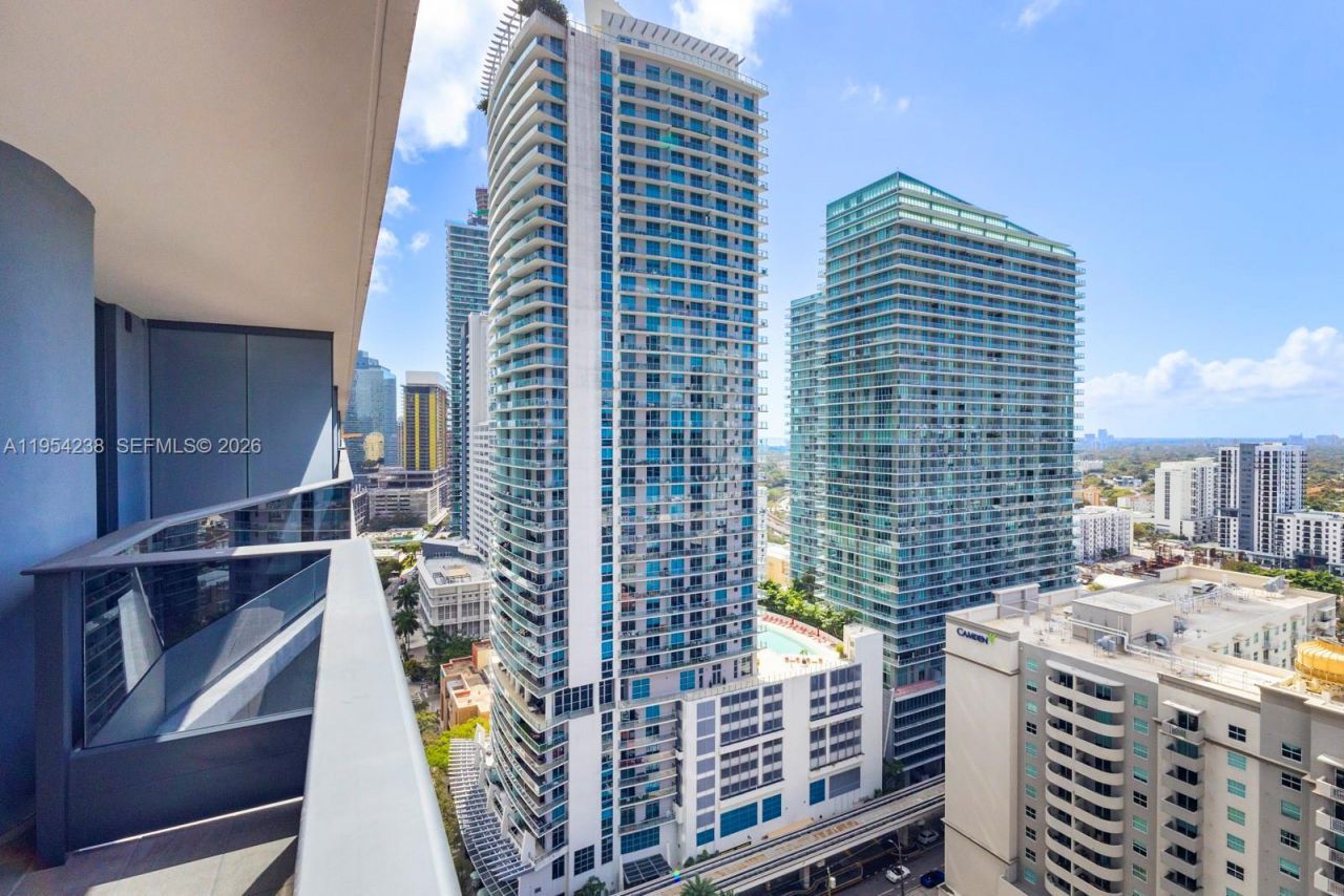 1000 Brickell Plz, Unit 2411, Miami, FL 33131 Photo