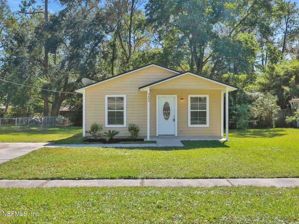 4404 KEY LARGO Drive, Jacksonville, FL 32218