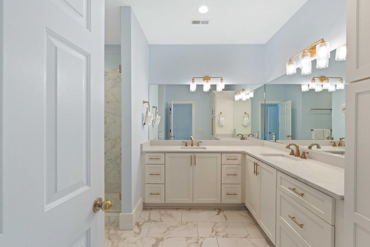 63 Grand Pavilion Boulevard Photo 38