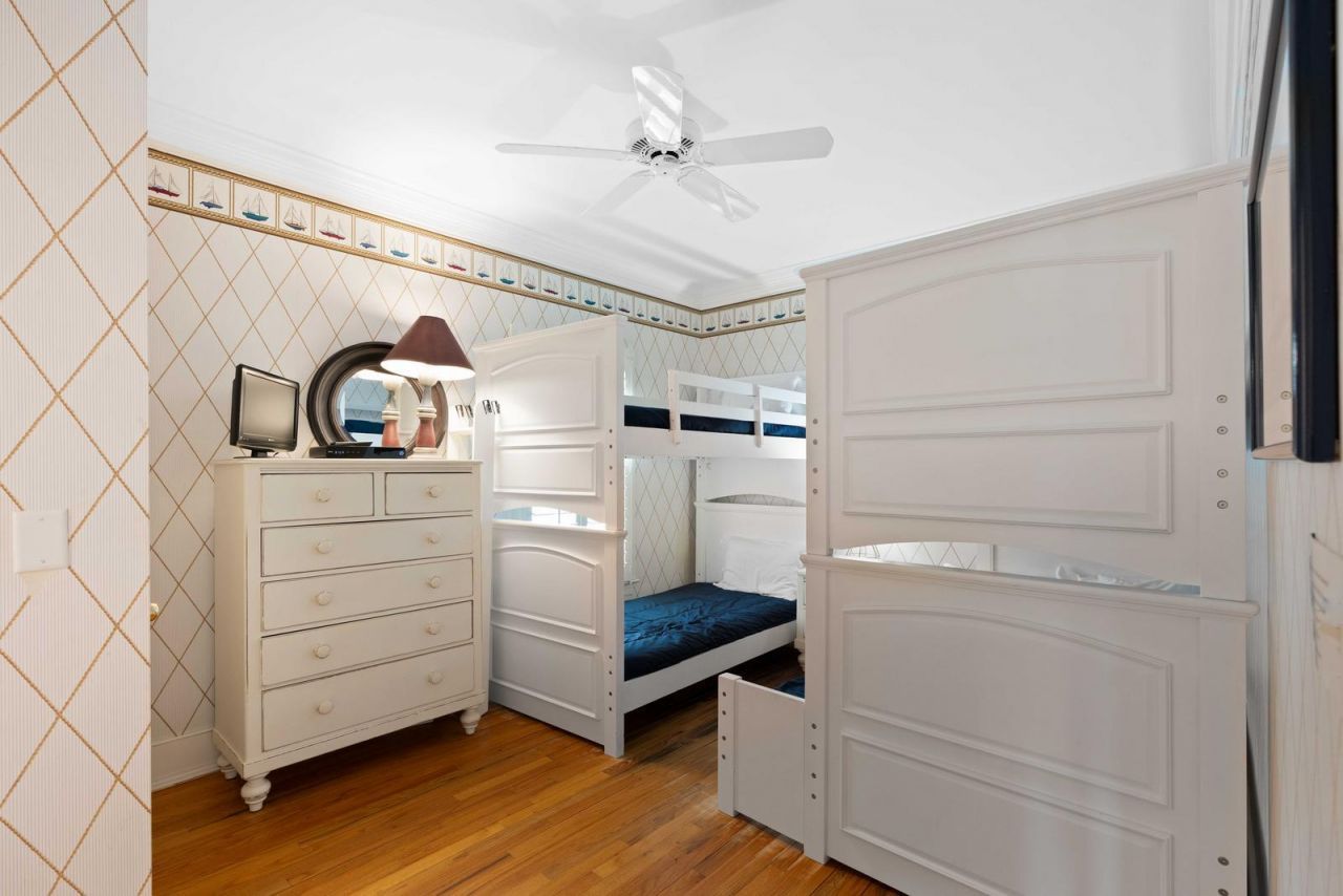 63 Grand Pavilion Boulevard Photo 60