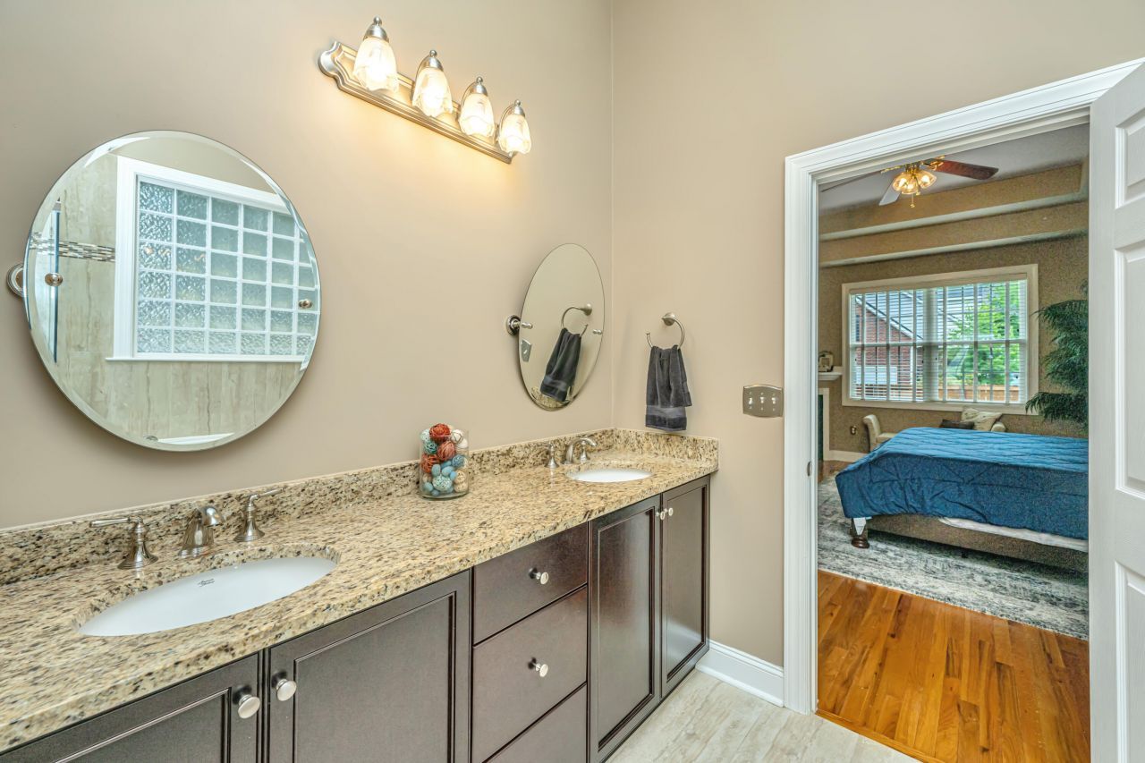 1000 Bakers Landing Drive Photo 20