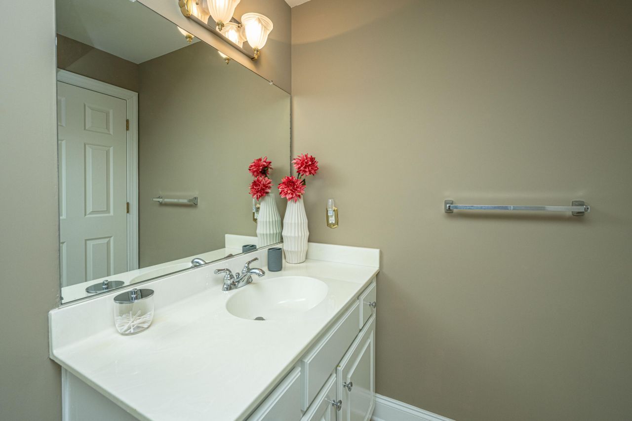 1000 Bakers Landing Drive Photo 32