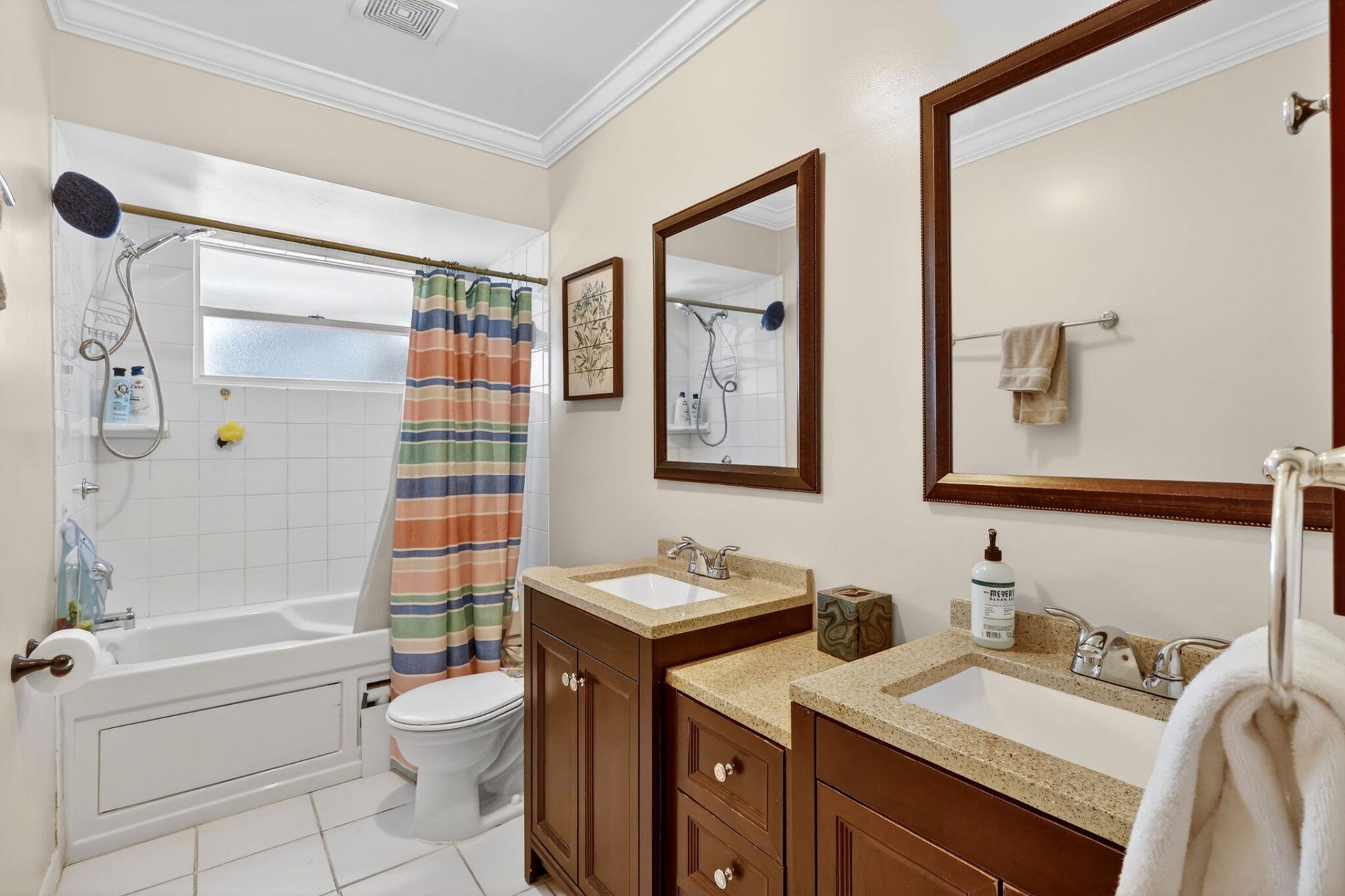 331 NE Camelot Drive, Port Saint Lucie, FL 34983 Photo