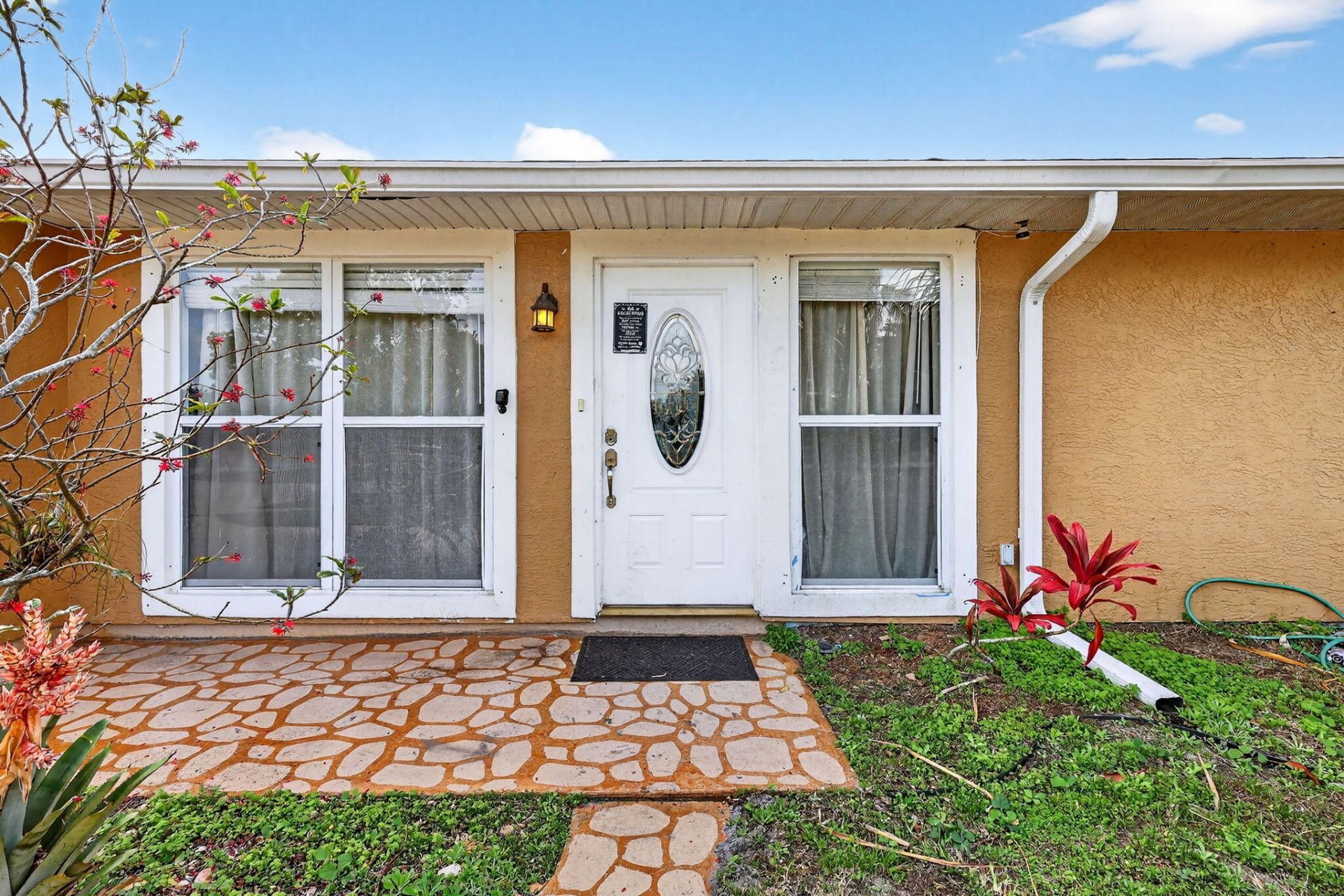 331 NE Camelot Drive, Port Saint Lucie, FL 34983 Photo