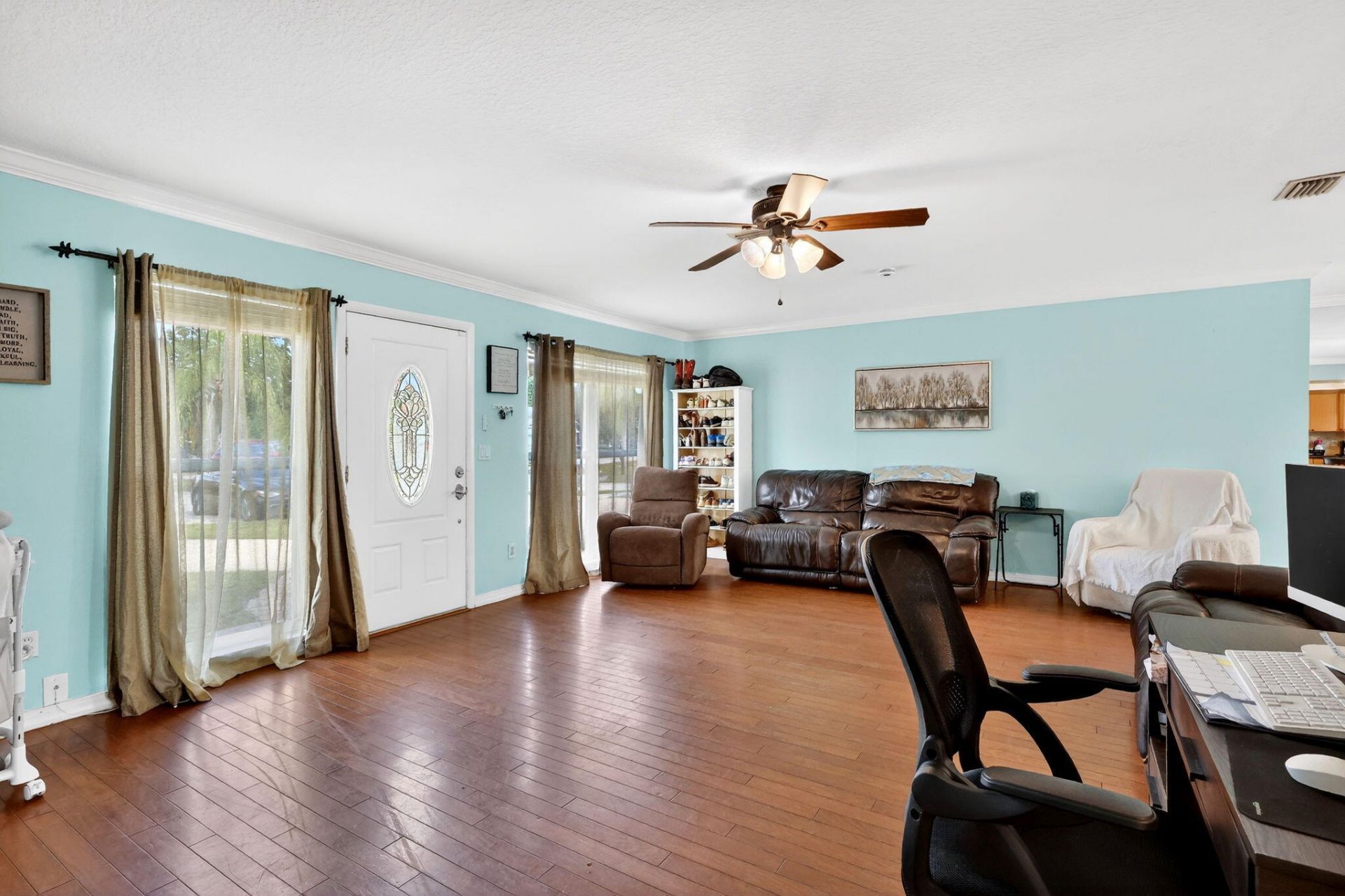 331 NE Camelot Drive, Port Saint Lucie, FL 34983 Photo