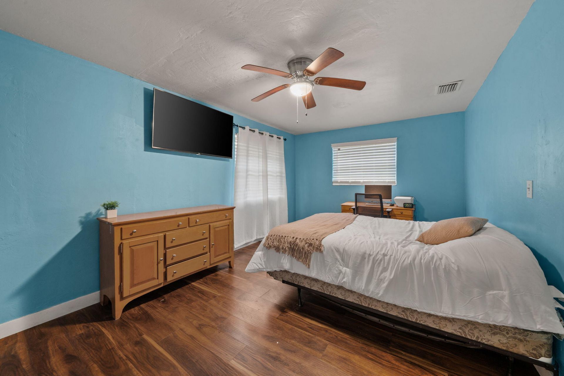 1635 W 32nd Street, Riviera Beach, FL 33404 Photo