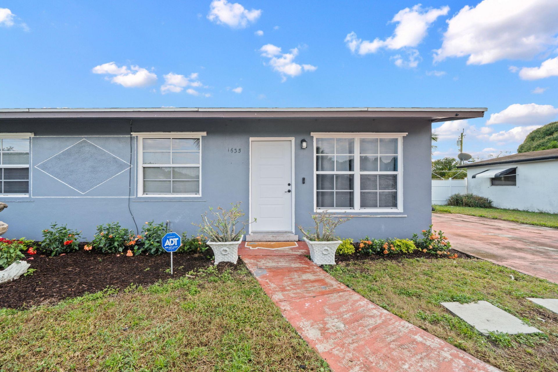 1635 W 32nd Street, Riviera Beach, FL 33404 Photo