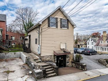 78 Kingwood, Morgantown, WV 26501