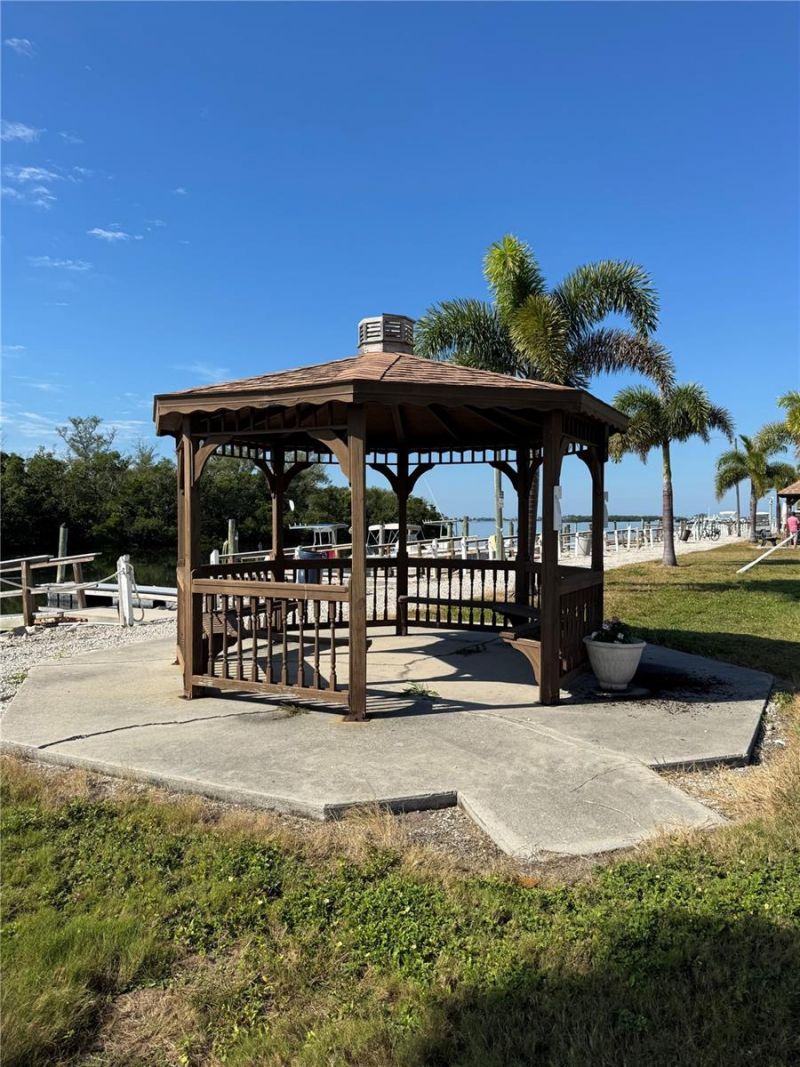 10315 Cortez Rd W Street, Unit 64-3, Bradenton, FL 34210 Photo