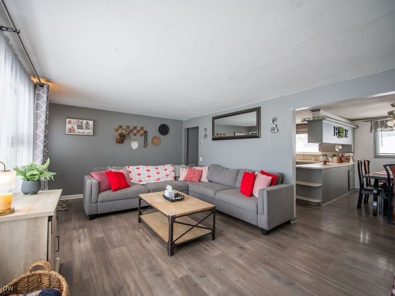 4022 State Route 516 NW, Dover, OH 44622 Photo 10