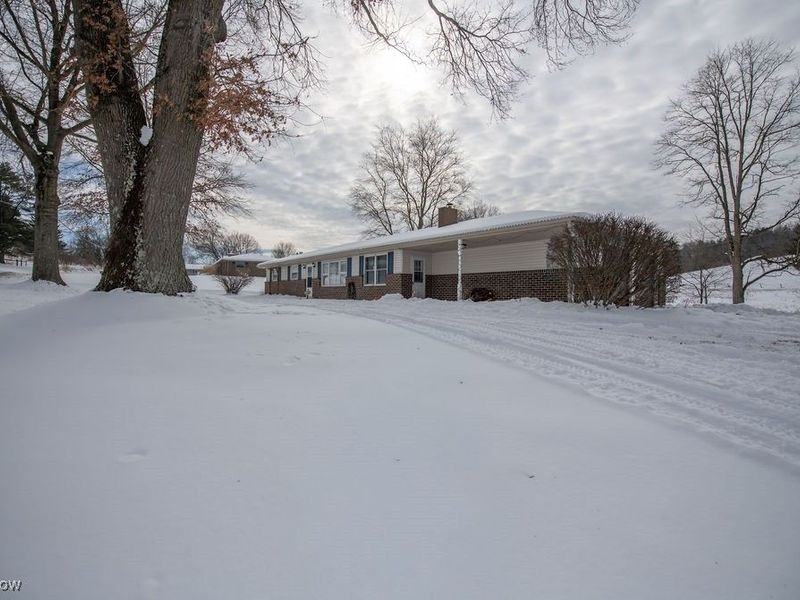 4022 State Route 516 NW, Dover, OH 44622 Photo 3