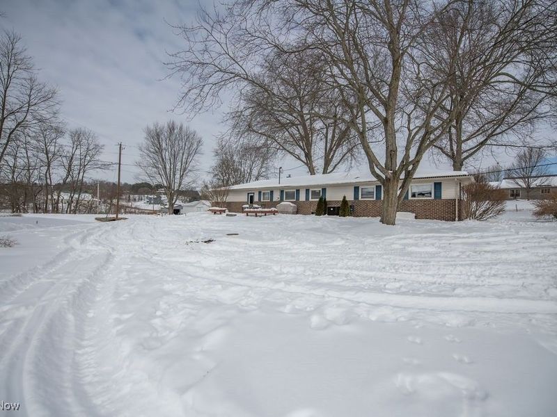 4022 State Route 516 NW, Dover, OH 44622 Photo 4