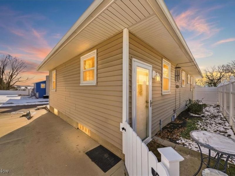 1863 Harding Avenue, Akron, OH 44312 Photo 30