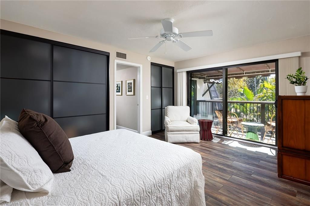 465 Broad Ave S, Unit 1A, Naples, FL 34102 Photo