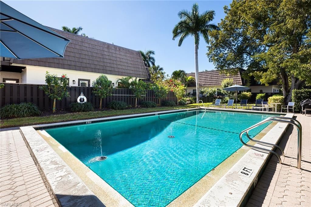 465 Broad Ave S, Unit 1A, Naples, FL 34102 Photo