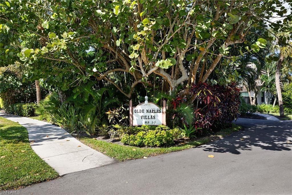 465 Broad Ave S, Unit 1A, Naples, FL 34102 Photo