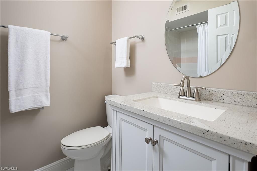 465 Broad Ave S, Unit 1A, Naples, FL 34102 Photo