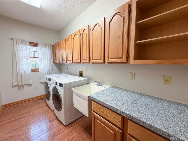 7995 Crestway Road, Clayton, OH 45315 Photo 35