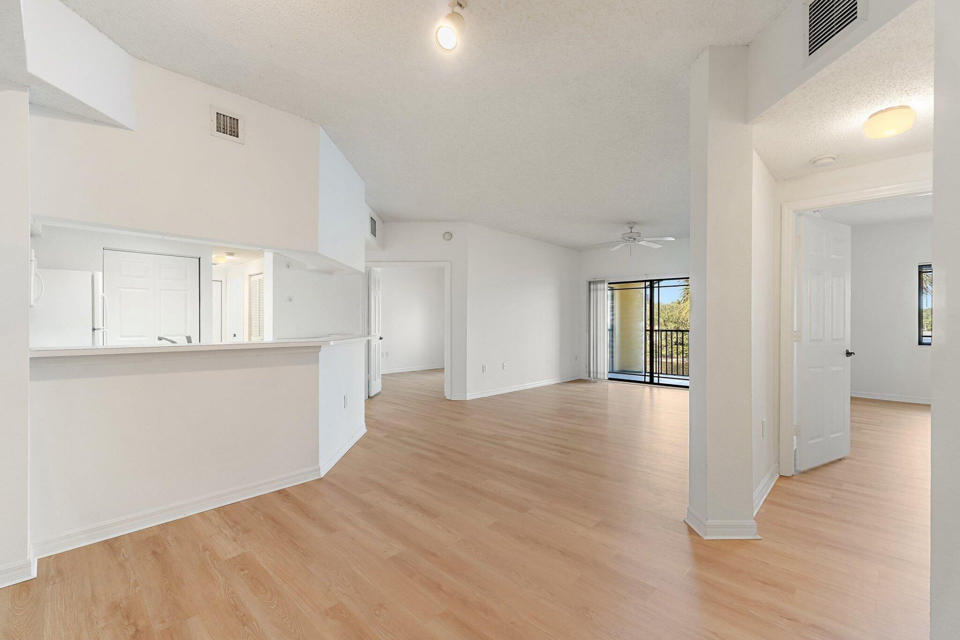 2729 Anzio Court, Unit 203, Palm Beach Gardens, FL 33410 Photo