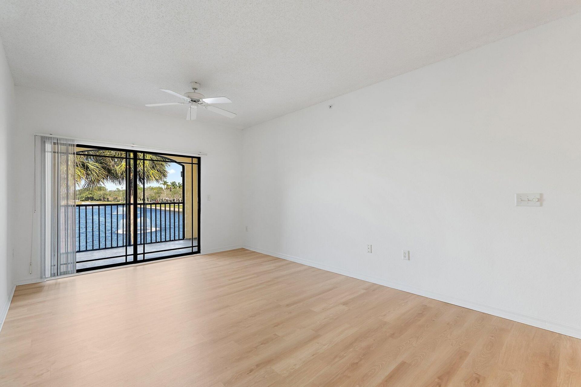 2729 Anzio Court, Unit 203, Palm Beach Gardens, FL 33410 Photo
