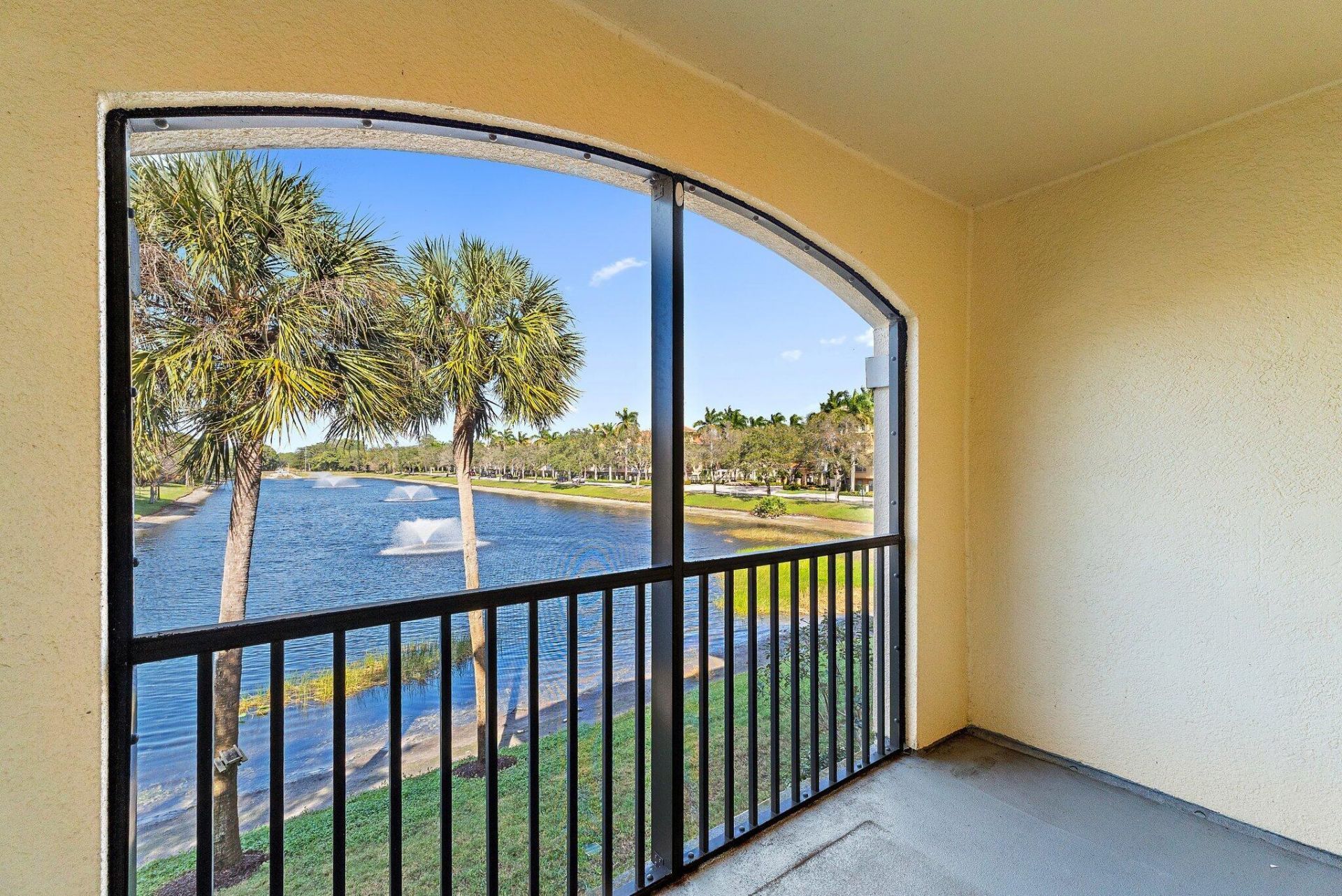 2729 Anzio Court, Unit 203, Palm Beach Gardens, FL 33410 Photo