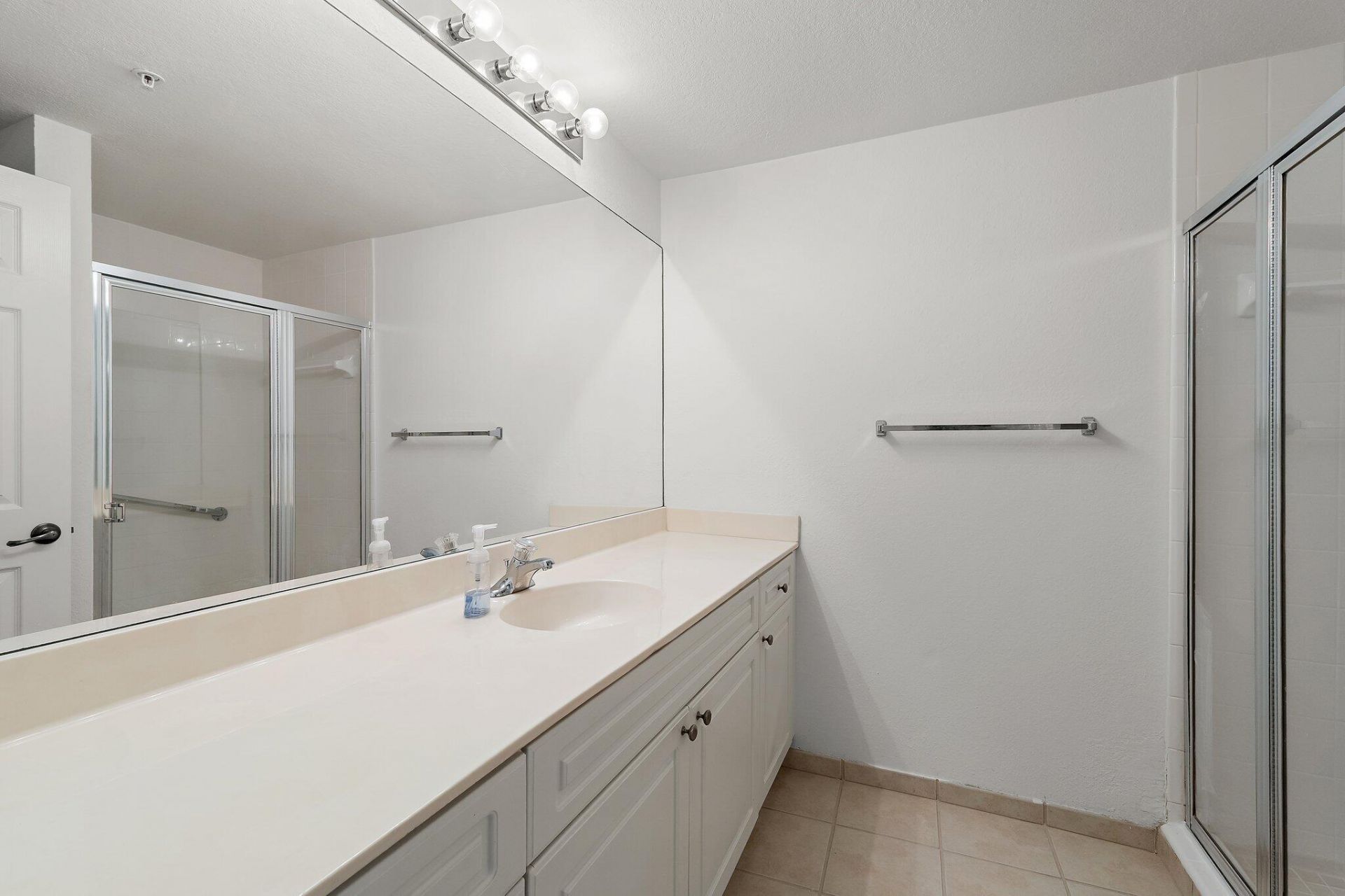 2729 Anzio Court, Unit 203, Palm Beach Gardens, FL 33410 Photo