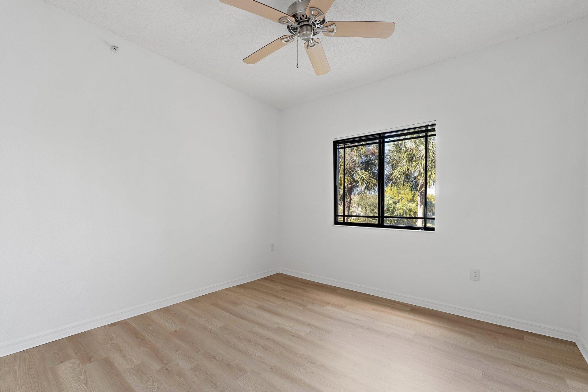 2729 Anzio Court, Unit 203, Palm Beach Gardens, FL 33410 Photo