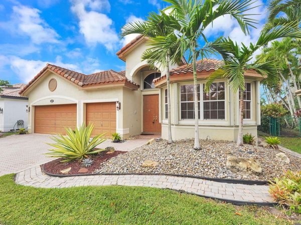 3542 SW 175th Ave, Miramar, FL 33029