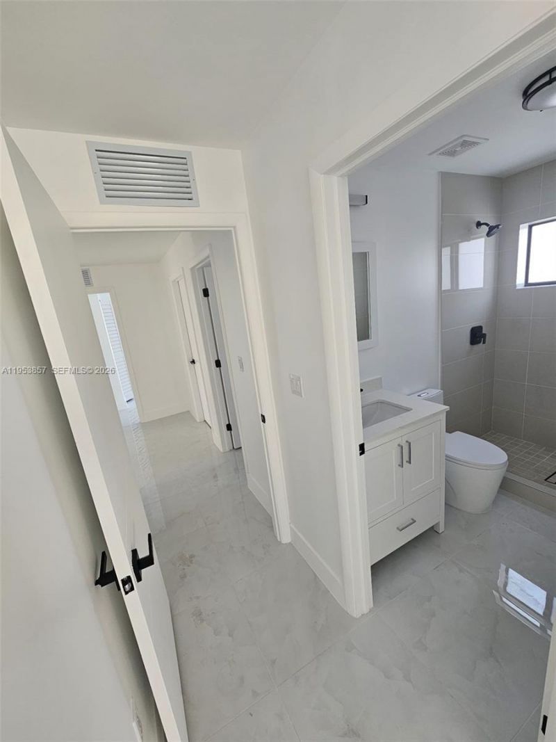 11997 SW 218th St, Miami, FL 33170 Photo