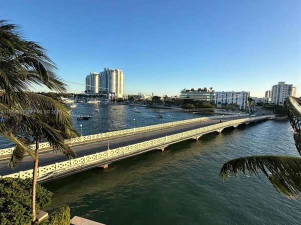 10 VENETIAN WAY , Unit 404, Miami Beach, FL 33139