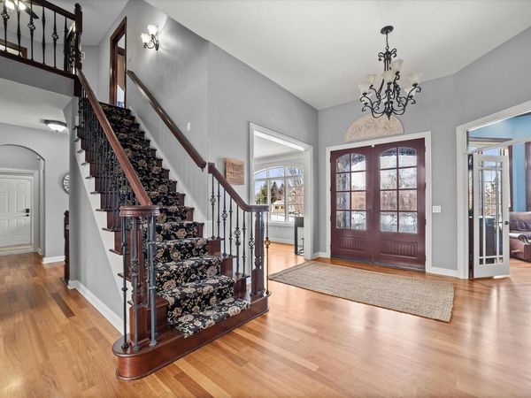 139 Legend COURT, Wales, WI 53183