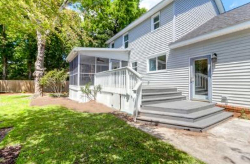 757 Sappho Court Photo 14