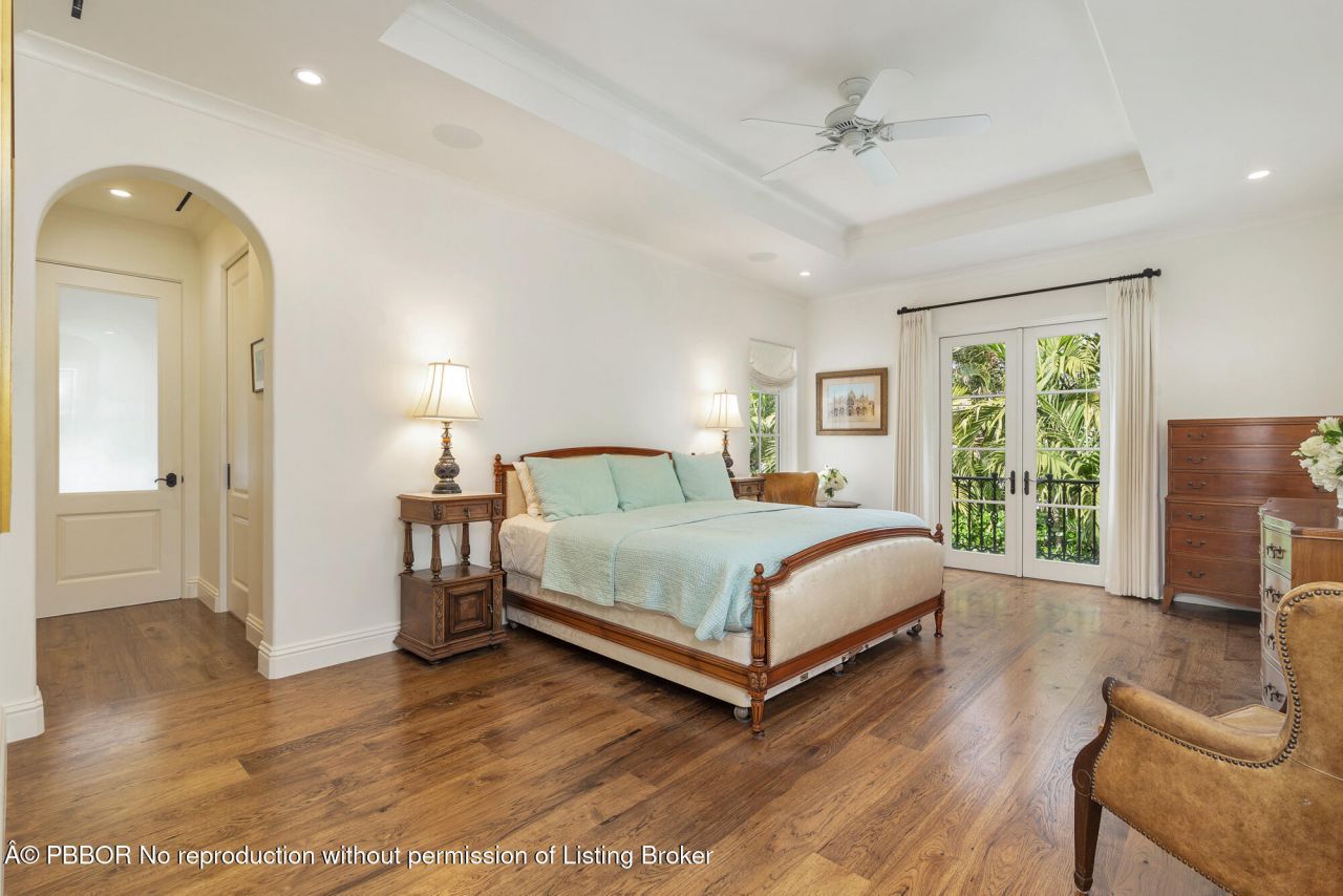 261 Seminole Avenue, Palm Beach, FL 33480 Photo